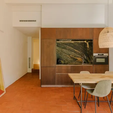 Flateli Santa Clara 12 * Girona